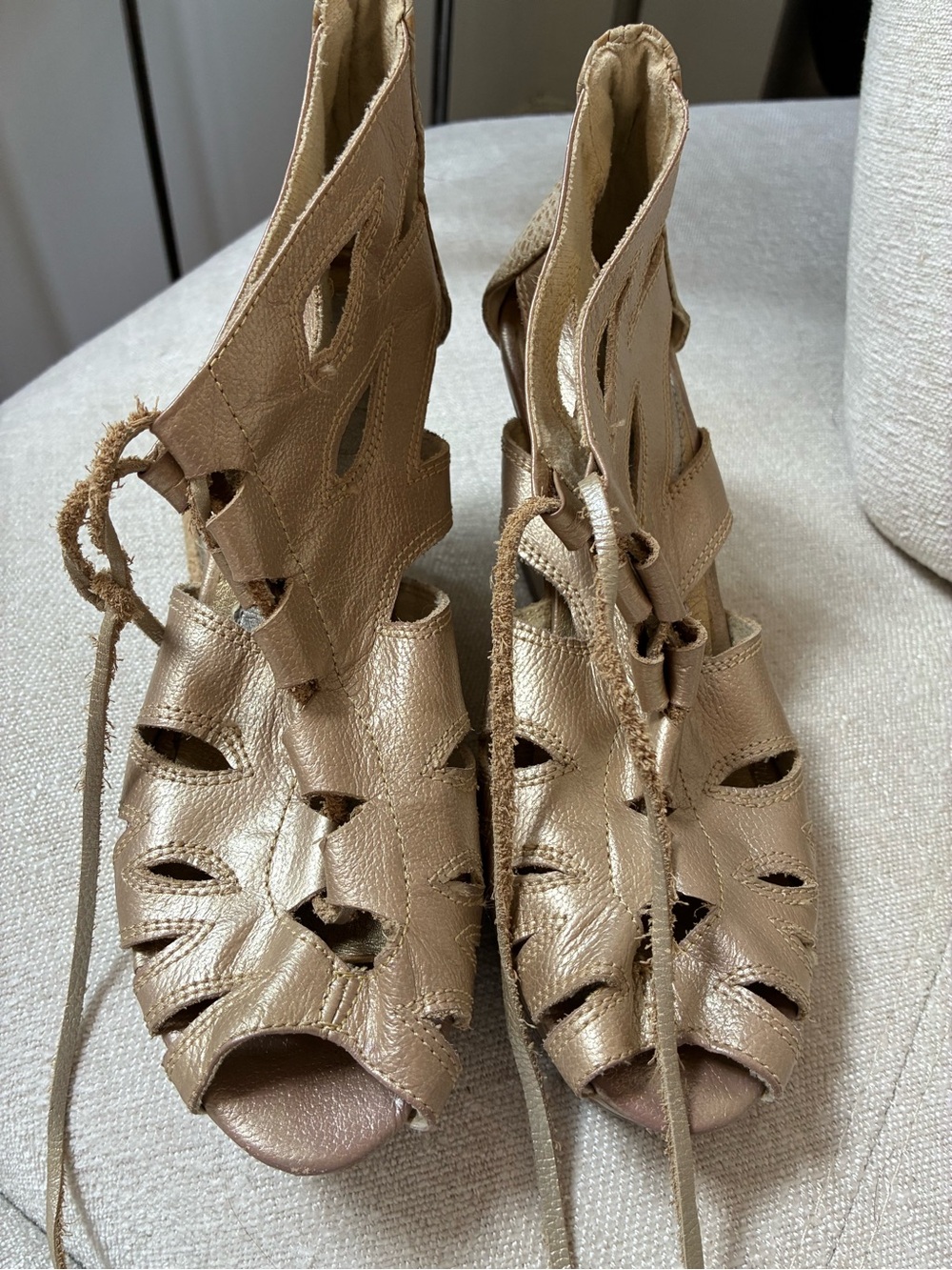 Womens Metallic Tan Lace-Up Cutout Sandals